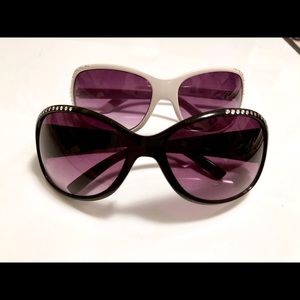 2 pairs Steve Madden sunglasses